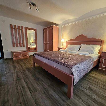 Casa Raduly - Apartament Demisol Сибиу Экстерьер фото