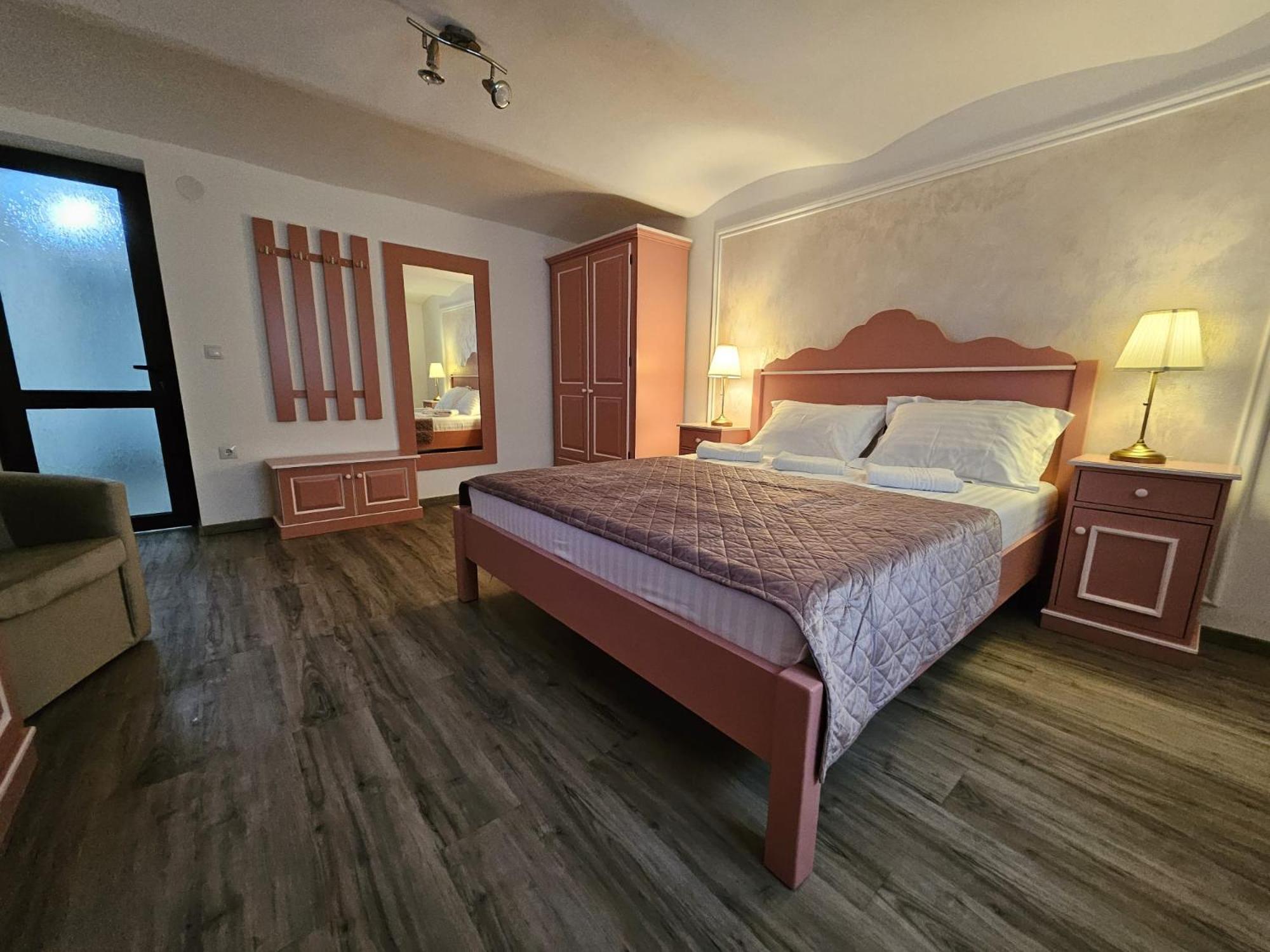 Casa Raduly - Apartament Demisol Сибиу Экстерьер фото