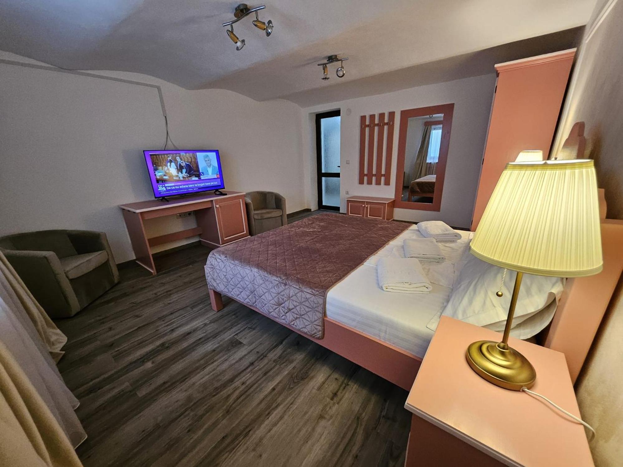 Casa Raduly - Apartament Demisol Сибиу Экстерьер фото
