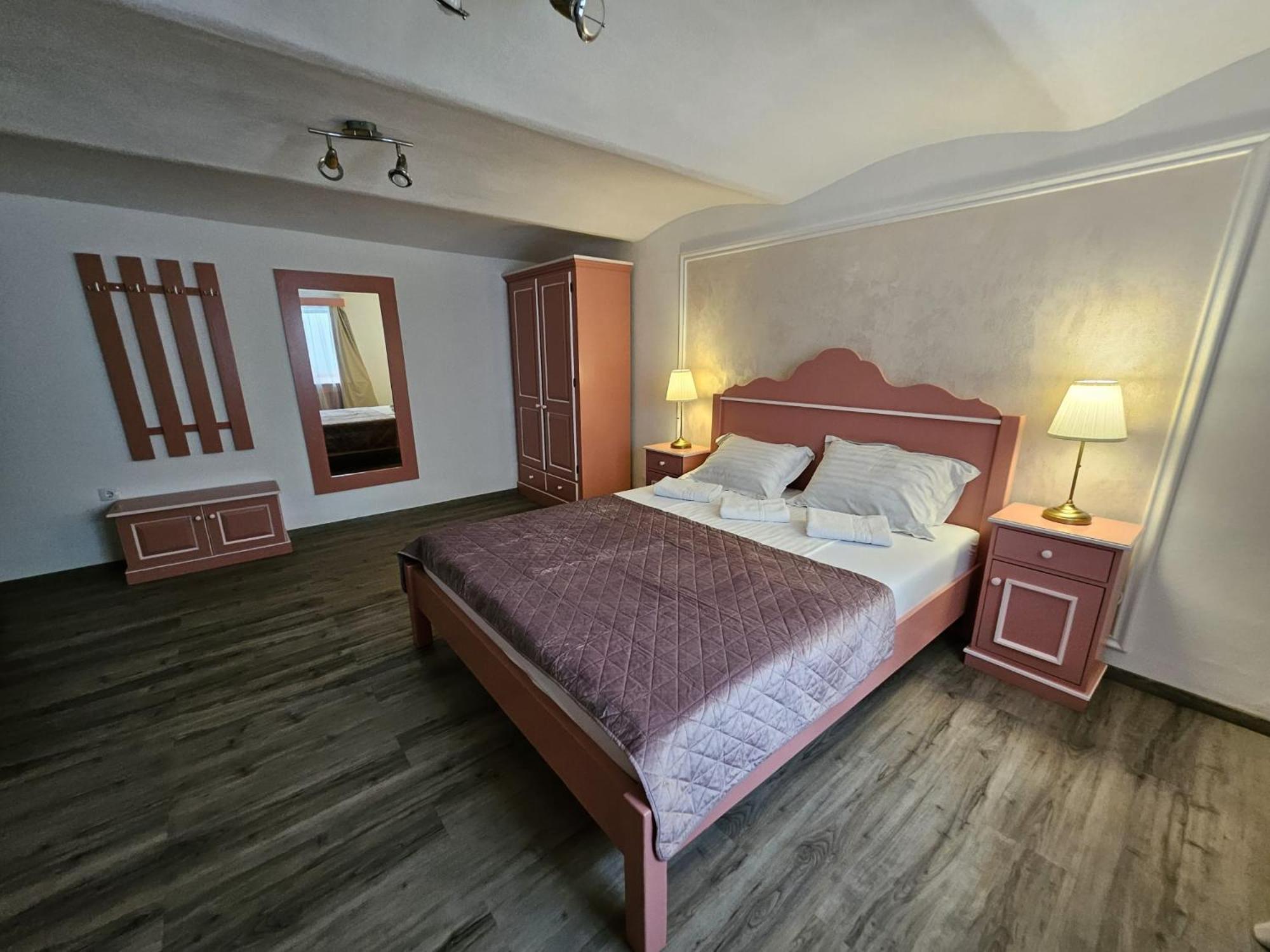 Casa Raduly - Apartament Demisol Сибиу Экстерьер фото